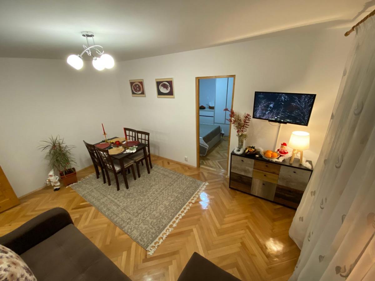 Home Away - Chic And Cozy Apartment Констанца Екстериор снимка