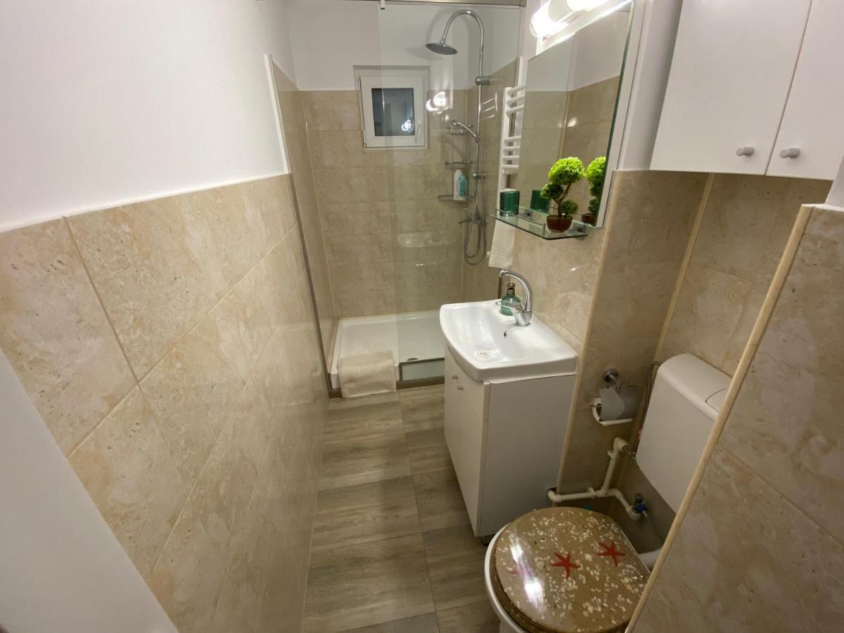 Home Away - Chic And Cozy Apartment Констанца Екстериор снимка